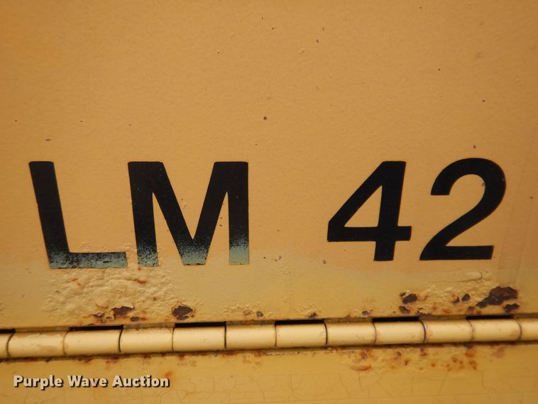 image for item DK5158 1999 Vermeer LM42  cable plow