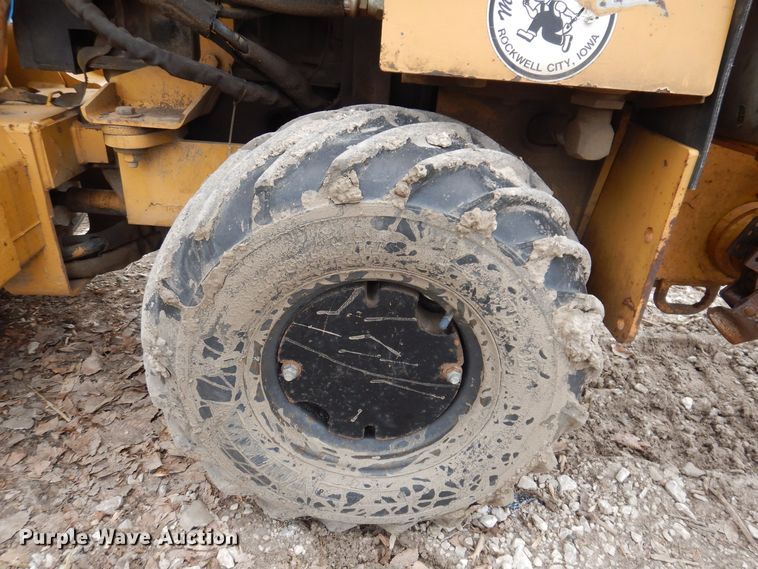 image for item DK5158 1999 Vermeer LM42  cable plow