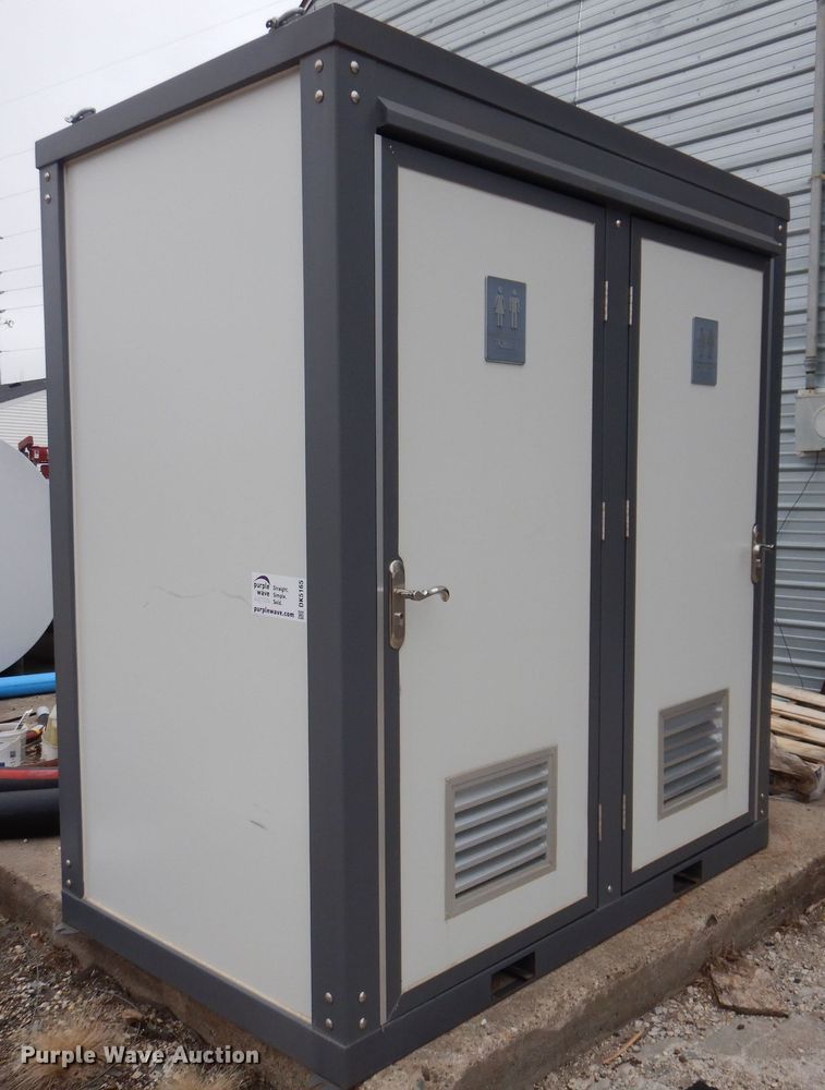 image for item DK5165 Portable restroom