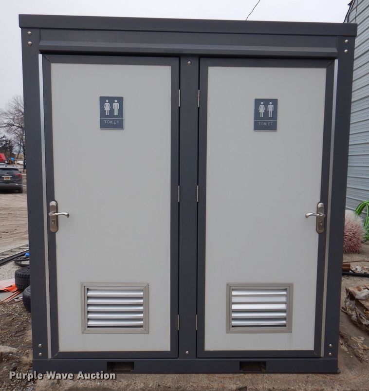 image for item DK5165 Portable restroom
