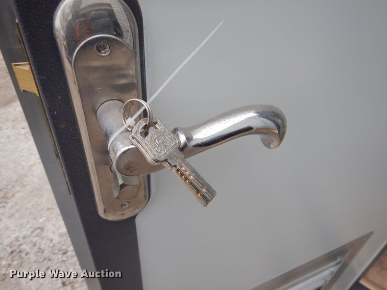 image for item DK5165 Portable restroom