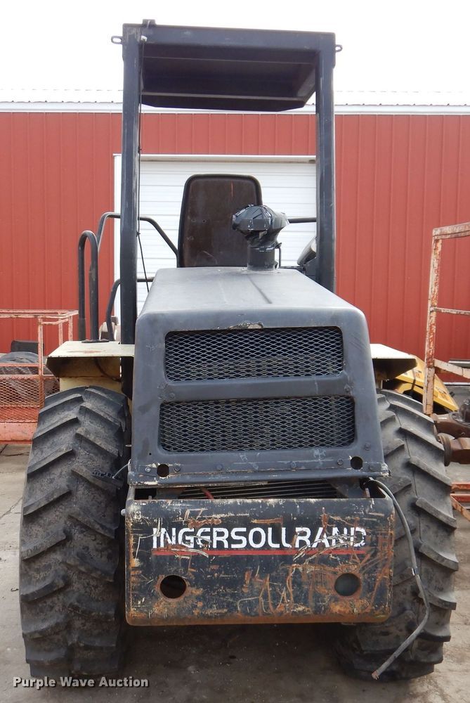 image for item DK5166 2000 Ingersoll Rand SD-70F Pro Pac  single drum vibratory roller