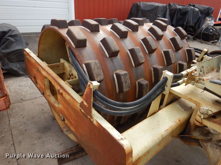 image for item DK5166 2000 Ingersoll Rand SD-70F Pro Pac  single drum vibratory roller