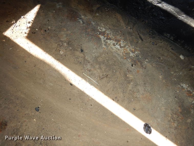 image for item DK7674 2011 Towmaster TC20  equipment trailer