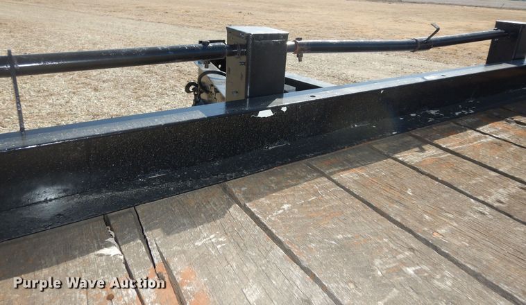 image for item DK7674 2011 Towmaster TC20  equipment trailer