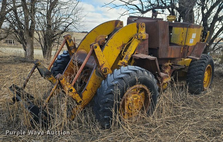 image for item DK7711 1971 Caterpillar 920  wheel loader