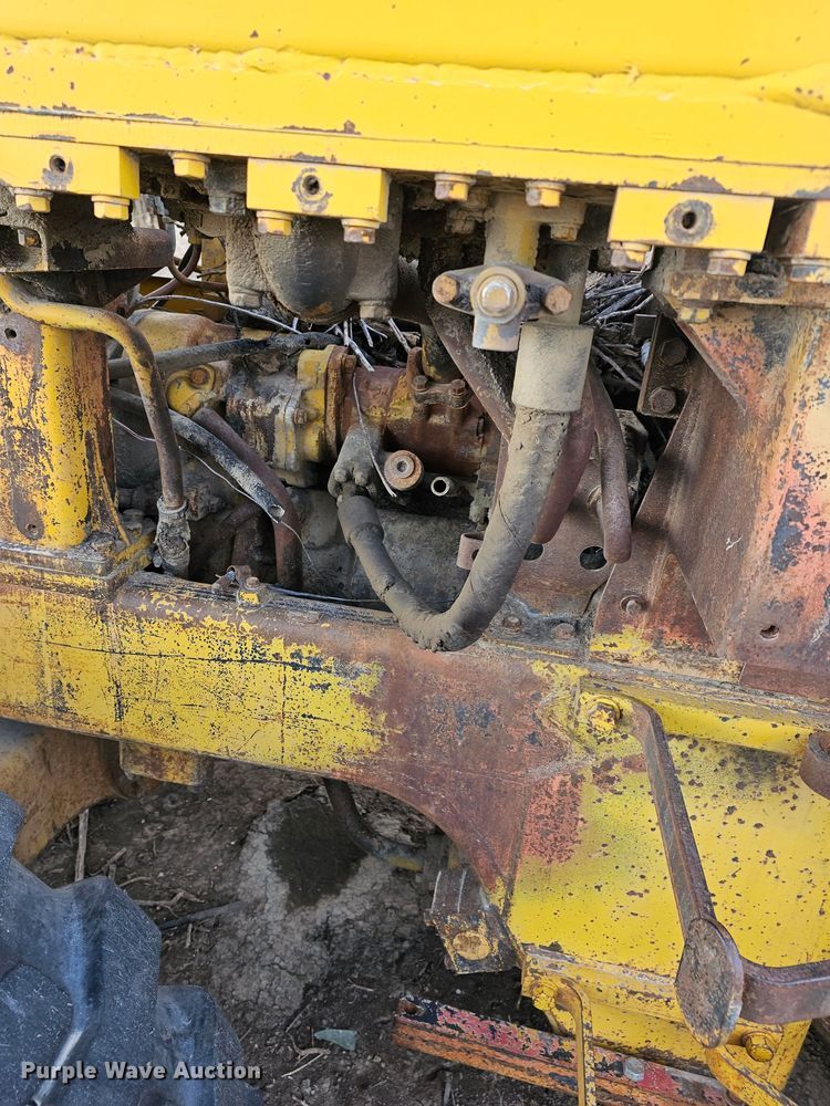 image for item DK7711 1971 Caterpillar 920  wheel loader