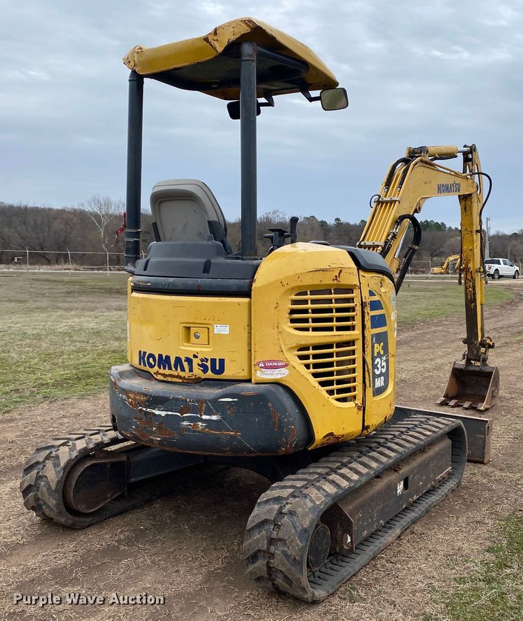 image for item DL7030 2012 Komatsu PC35MR-3  mini excavator