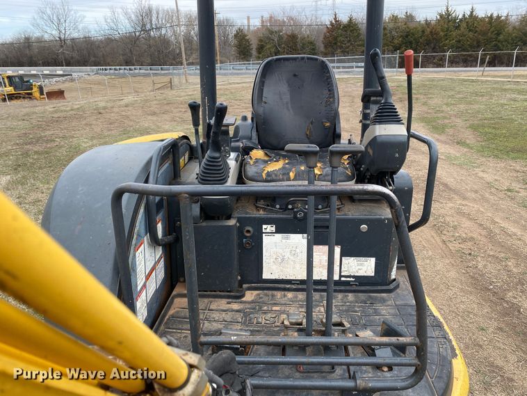 image for item DL7030 2012 Komatsu PC35MR-3  mini excavator