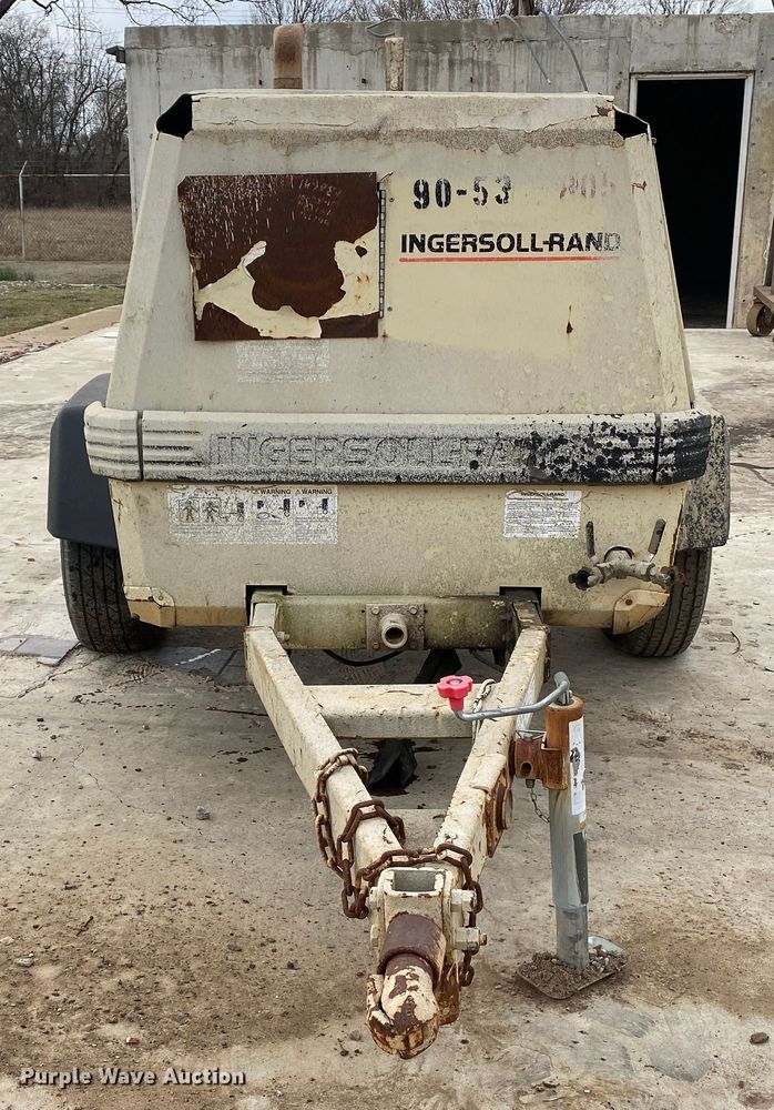 image for item DL7037 1999 Ingersoll Rand P185WJD  air compressor