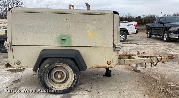 image for item DL7037 1999 Ingersoll Rand P185WJD  air compressor