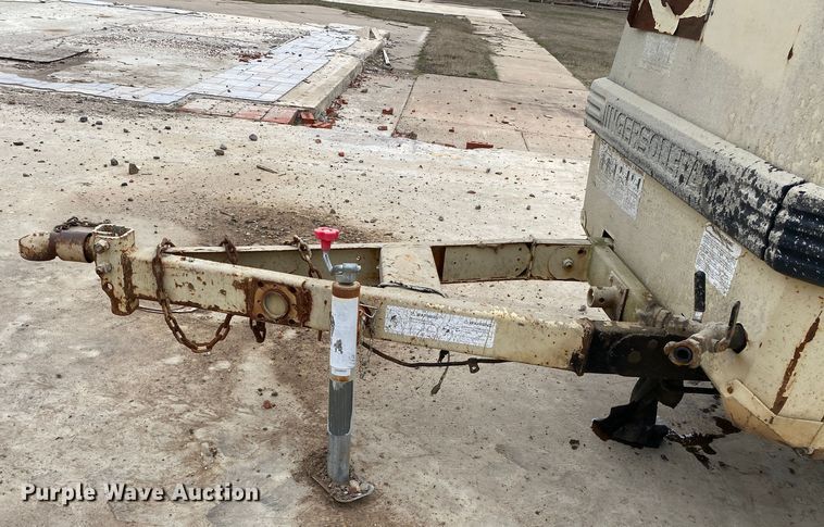 image for item DL7037 1999 Ingersoll Rand P185WJD  air compressor