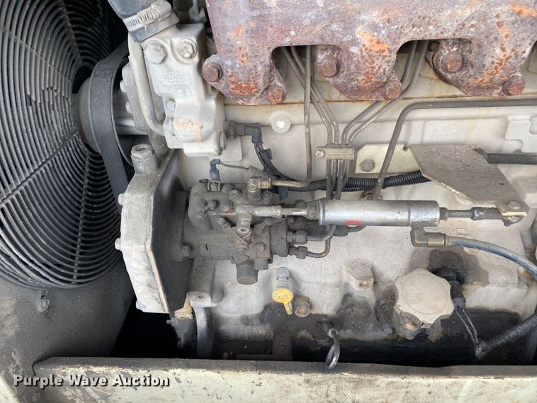 image for item DL7037 1999 Ingersoll Rand P185WJD  air compressor