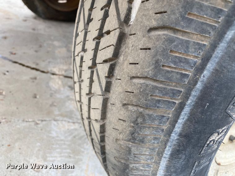 image for item DL7037 1999 Ingersoll Rand P185WJD  air compressor