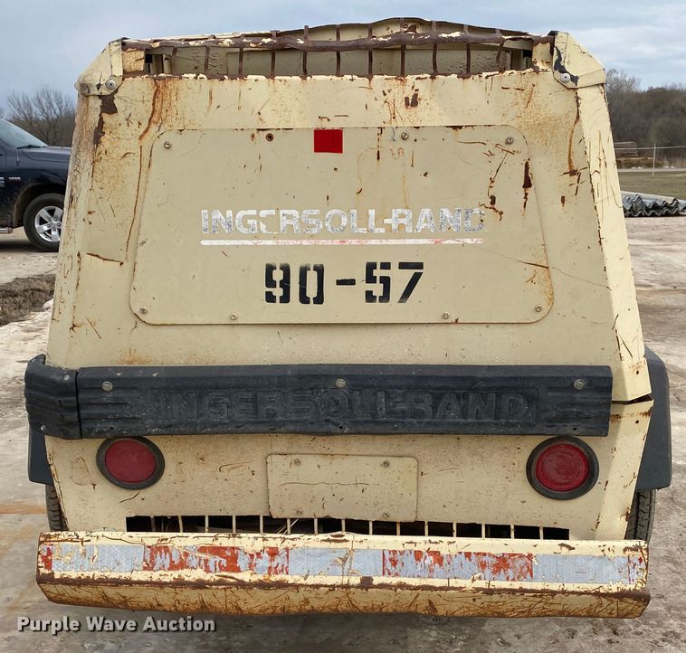 image for item DL7038 1997 Ingersoll Rand P185WJD  air compressor