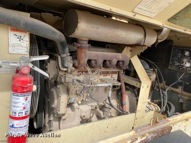 image for item DL7038 1997 Ingersoll Rand P185WJD  air compressor