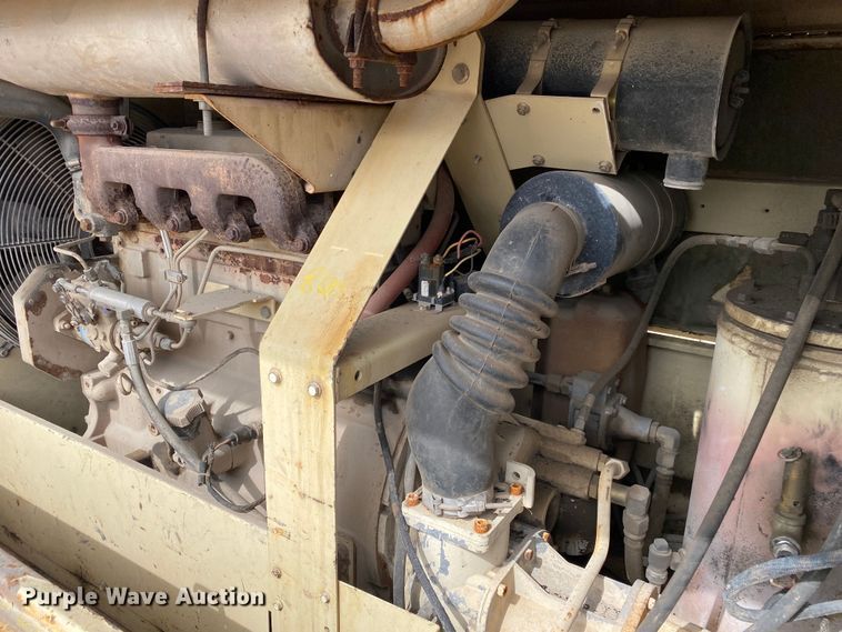 image for item DL7038 1997 Ingersoll Rand P185WJD  air compressor