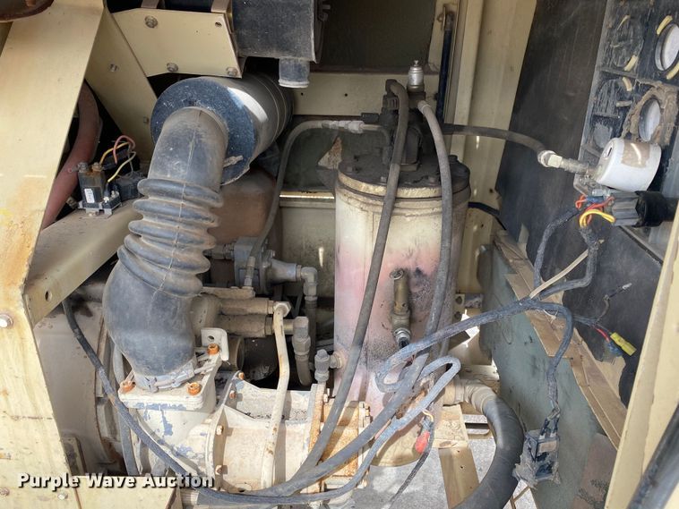 image for item DL7038 1997 Ingersoll Rand P185WJD  air compressor