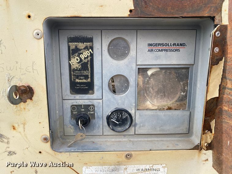 image for item DL7038 1997 Ingersoll Rand P185WJD  air compressor