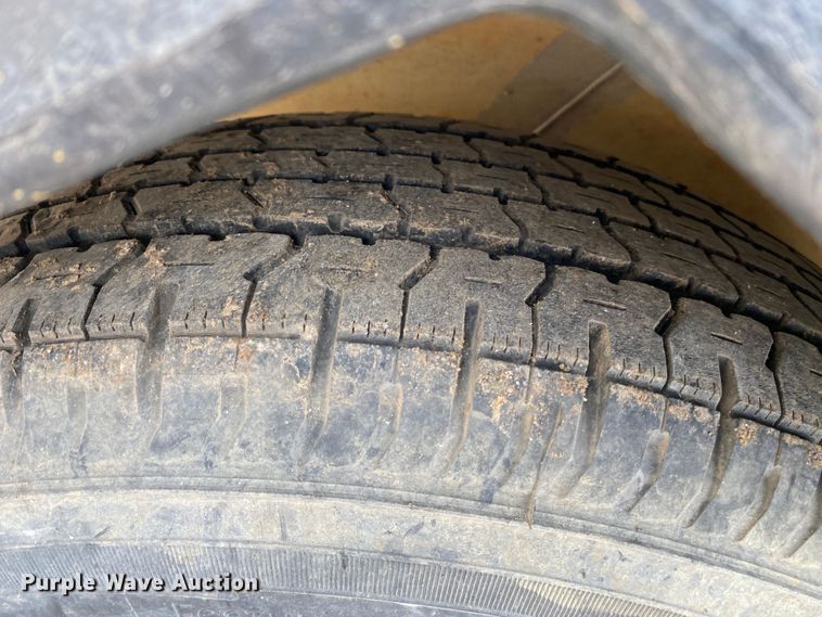 image for item DL7038 1997 Ingersoll Rand P185WJD  air compressor