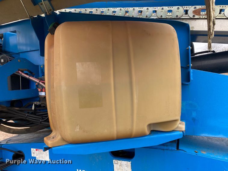 image for item DL7043 2008 Genie S-65  boom lift