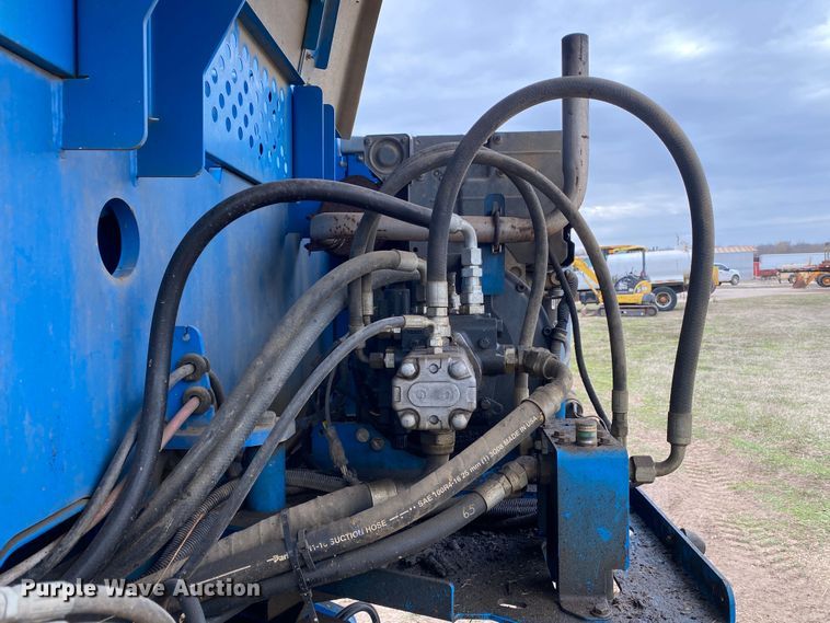 image for item DL7043 2008 Genie S-65  boom lift