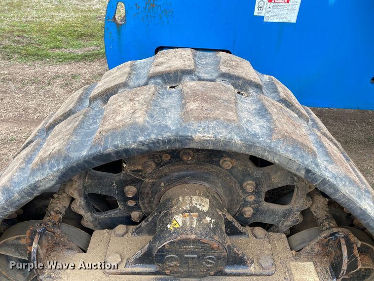 image for item DL7043 2008 Genie S-65  boom lift