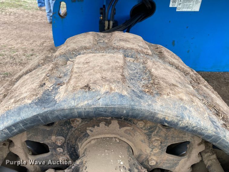 image for item DL7043 2008 Genie S-65  boom lift