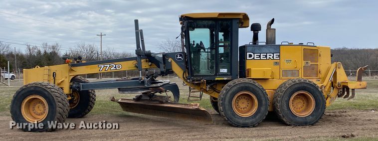 image for item DL7045 2008 John Deere 772D  motor grader