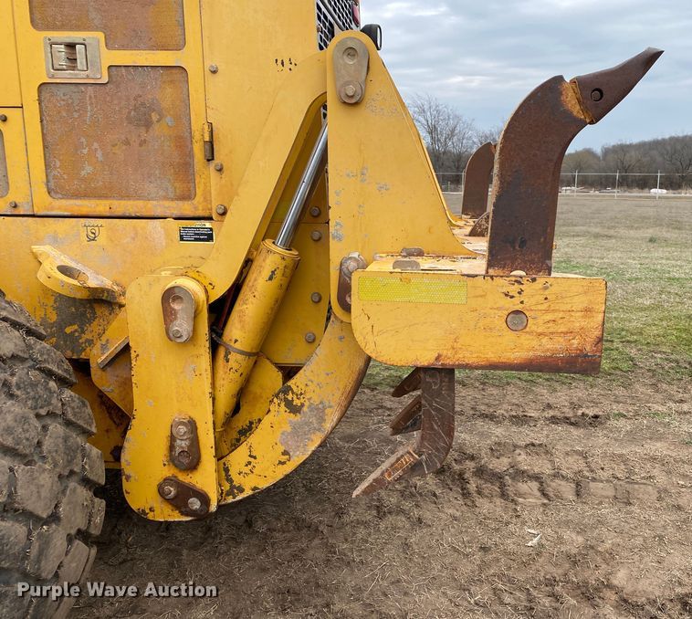 image for item DL7045 2008 John Deere 772D  motor grader