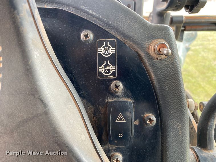 image for item DL7045 2008 John Deere 772D  motor grader