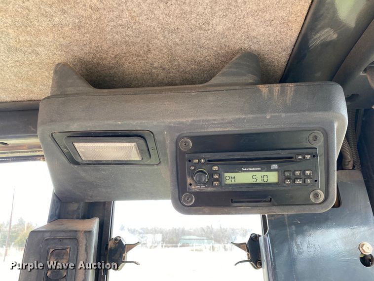 image for item DL7045 2008 John Deere 772D  motor grader