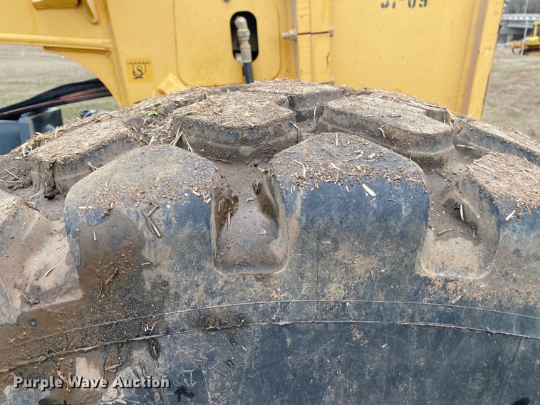 image for item DL7045 2008 John Deere 772D  motor grader