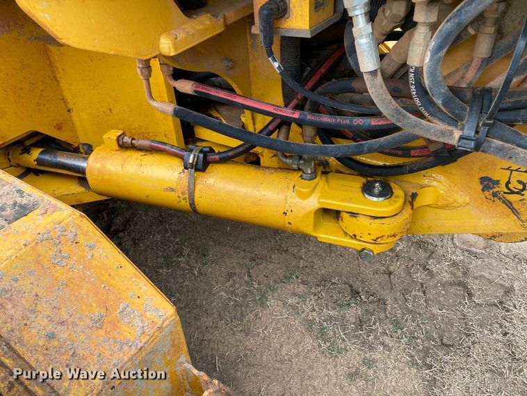 image for item DL7045 2008 John Deere 772D  motor grader