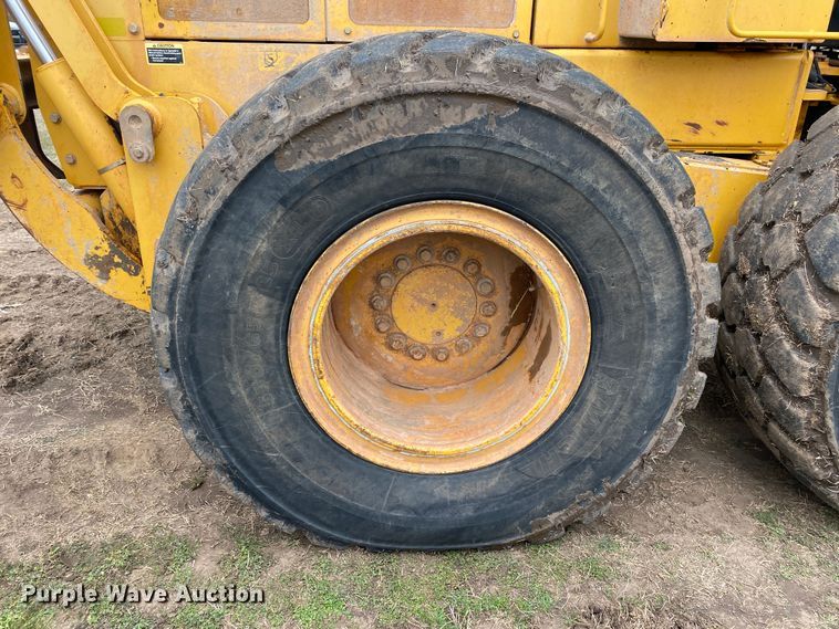 image for item DL7045 2008 John Deere 772D  motor grader