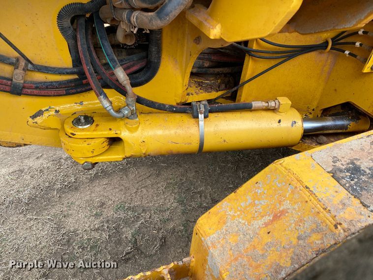 image for item DL7045 2008 John Deere 772D  motor grader