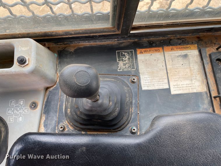 image for item DL7046 2010 Komatsu D51EX-22  dozer