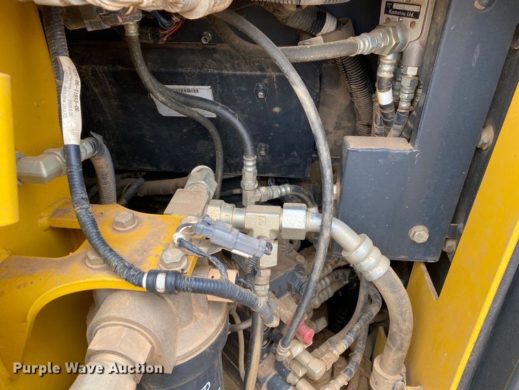 image for item DL7046 2010 Komatsu D51EX-22  dozer