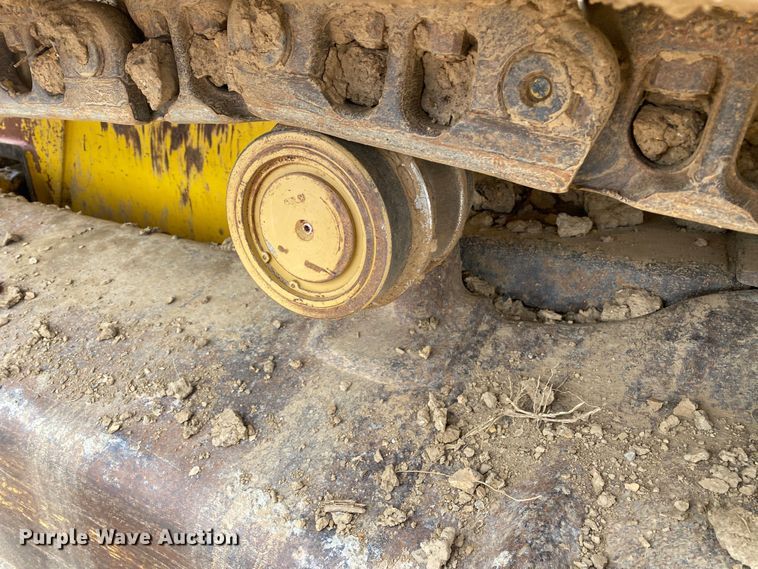 image for item DL7046 2010 Komatsu D51EX-22  dozer