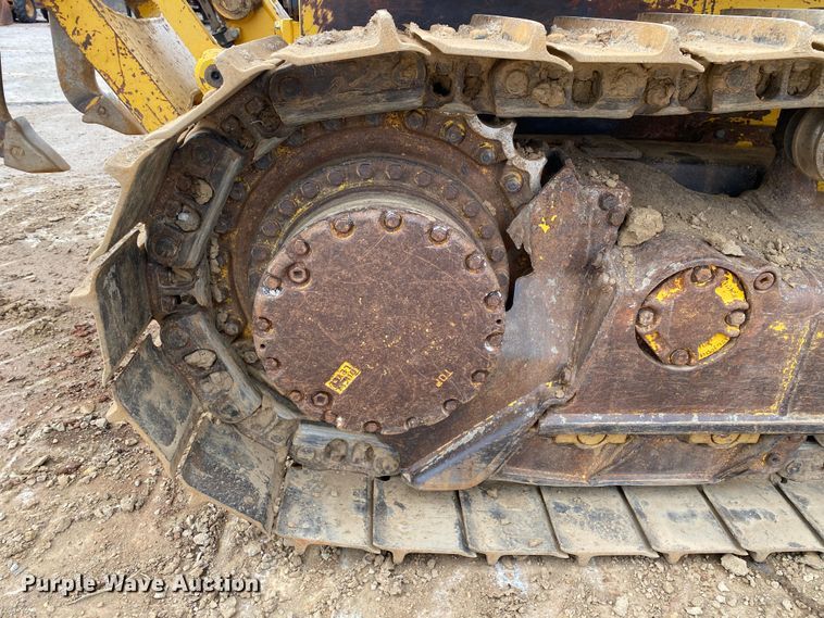image for item DL7046 2010 Komatsu D51EX-22  dozer