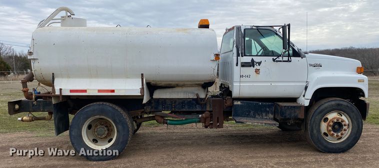 image for item DL7047 1995 GMC Top Kick  water truck