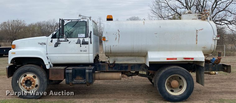 image for item DL7047 1995 GMC Top Kick  water truck