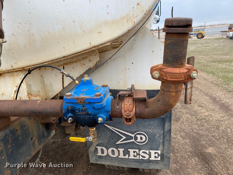 image for item DL7047 1995 GMC Top Kick  water truck