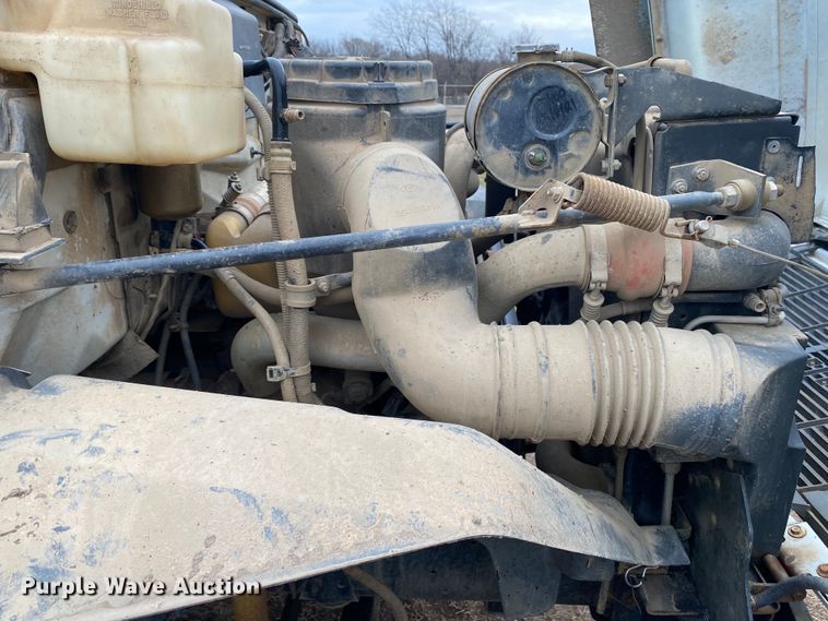 image for item DL7047 1995 GMC Top Kick  water truck