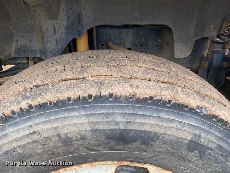 image for item DL7047 1995 GMC Top Kick  water truck