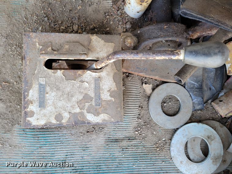 image for item DM8229 1990 Link Belt HC-78C  crane