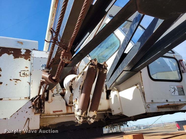 image for item DM8229 1990 Link Belt HC-78C  crane