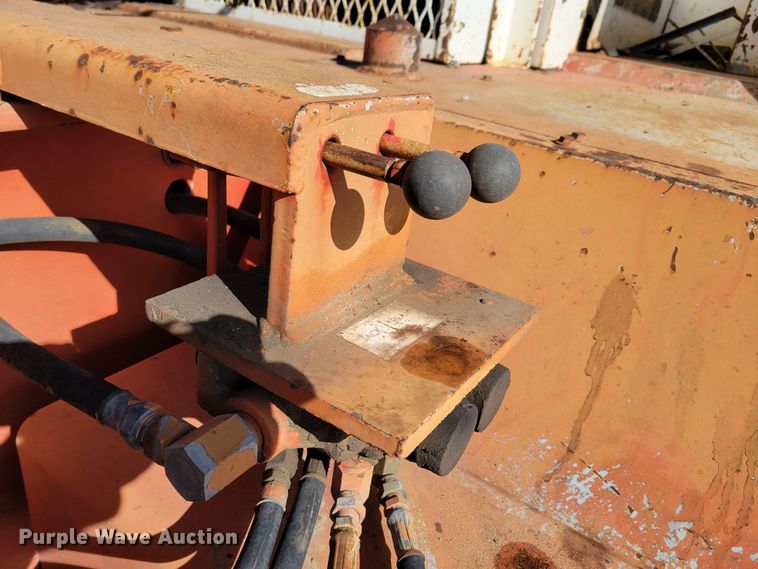 image for item DM8229 1990 Link Belt HC-78C  crane