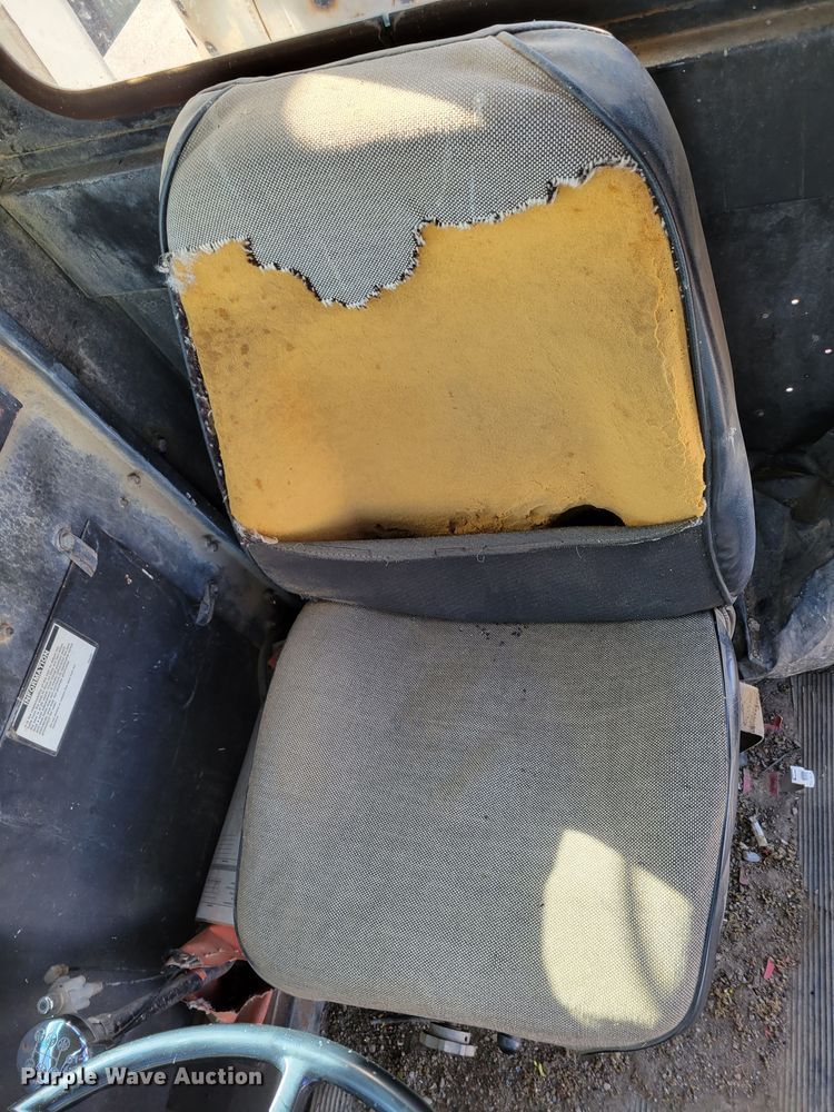 image for item DM8229 1990 Link Belt HC-78C  crane