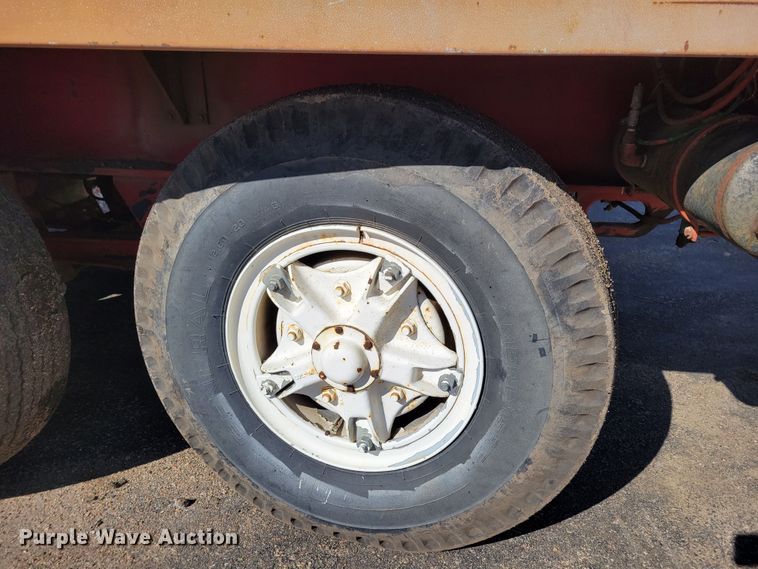 image for item DM8229 1990 Link Belt HC-78C  crane